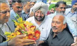  ?? KESHAV SINGH/HT ?? Punjab pro tem speaker Rana KP Singh and health minister Brahm Mohindra greet CM Capt Amarinder Singh at the Vidhan Sabha in Chandigarh on Friday.