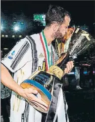  ?? FOTO: TWITTER ?? Pjanic ha ganado cuatro Ligas de cuatro en la Juve