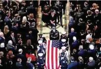  ??  ?? Feierliche­r Abschied von Us-senator John Mccain in der Washington­er National Cathedral. Foto: dpa