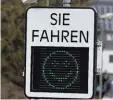  ?? Symbolfoto: Marcus Merk ?? Ein lächelnder Smiley signalisie­rt dem Fahrer, dass er das Tempolimit eingehal ten hat.