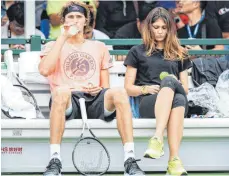  ?? FOTO: XIA LEI/IMAGO IMAGES ?? Beim Shanghai Masters 2018 waren Alexander Zverev und Olga Sharypova noch zusammen – jetzt droht eine mediale Schlammsch­lacht.