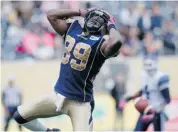  ?? JOHN WOODS/THE CANADIAN PRESS ?? Blue Bombers receiver Clarence Denmark reacts after an attempted touchdown pass hit the uprights on Saturday.