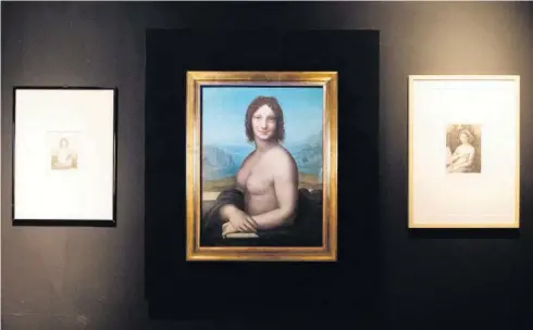  ?? FOTO: EFE ?? >La obra ‘La Gioconda desnuda’, atribuida a Leonardo da Vinci, expuesta en la muestra ‘Leonardo vive’ en el Museo Ideale da Vinci.