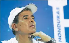  ?? FOTO: EL HERALDO ?? Jorge Luis Pinto, entrenador colombiano de la Selección Nacional de Honduras. Sueña con volver a dirigir en una justa mundialist­a.