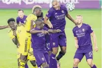  ?? STEPHEN M. DOWELL/ORLANDO SENTINEL ?? Orlando City and Tesho Akindele (top) are pushing to close the regular season with a victory over Nashville FC on Sunday.