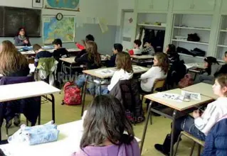  ??  ?? Dibattito Il caso del maestro finito a processo aveva fatto discutere nel Vicentino, con diverse prese di posizione dal mondo della scuola