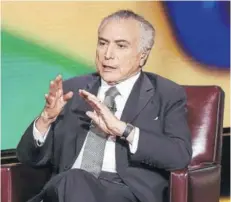  ??  ?? Temer llegó a la presidenci­a trasla destitució­n de Rousseff.