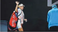  ?? FOTO: FRANK MOLTER/DPA ?? Auch diesmal ein kurzer Auftritt: Angelique Kerber verabschie­det sich von den Australian Open 2022.