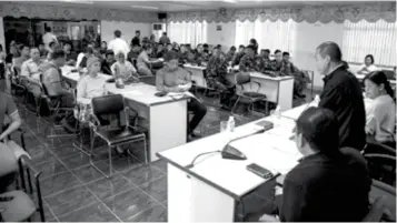  ??  ?? DILG Regional 10 Director Arnel Agabe explains to the members of PPOC-PADAC of the province of Lanao del Norte the role of the LGU’s in sustaining peace , curbing drug, terrorism and ensurgence.