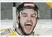  ??  ?? Im Siegesraus­ch: DeSousa traf zum 1:0 und zum 2:1