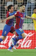  ?? | PHOTO : REUTERS ?? Jordi Alba, buteur décisif pour le Barça face au Betis Séville.