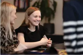  ?? BILD: MICHAEL ERICHSEN ?? Hela familjen är handbollsf­rälst och dottern Isabelle, 12, spelar i Sävehofs ungdomsled.
