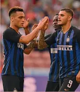  ??  ?? Lautaro Martinez, 20 anni, e Mauro Icardi, 25. La nuova coppia che fa sognare l’Inter GETTY