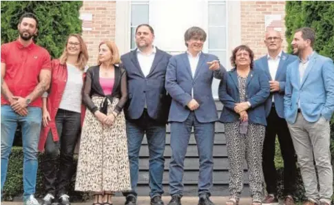  ?? // EP ?? Puigdemont y Junqueras, en la Casa de la República de Waterloo (Bélgica)