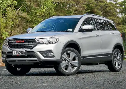  ?? DAVID LINKLATER/STUFF ?? Mid-sized H6 is the star of Haval’s range in China.