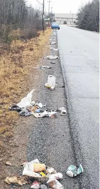  ?? FILE PHOTO ?? RIGHT: Litter along Lancaster Road and others in Debert remains an ongoing, growing concern.