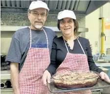  ?? TIFFANY MAYER/SPECIAL TO THE STANDARD ?? Uzy and Terri Yaar launched their business, Magical Mediterran­ean Munchies, to feed Niagara the Mediterran­ean diet they were used to eating in their former home of Israel.