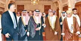  ?? (Photo: Mohamed al Rashdi) ?? Sayyid Fahd bin Mahmoud al Said (second from right) with the heads of news agencies