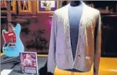  ?? AFP ?? ■
Kurt Cobain's cardigan from Nirvana's 1993 MTV Unplugged performanc­e is on display at the Hard Rock Cafe in New York.