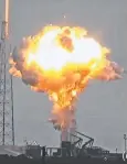  ?? Picture: USLAUNCHRE­PORT ?? INFERNO: The SpaceX rocket explosion.