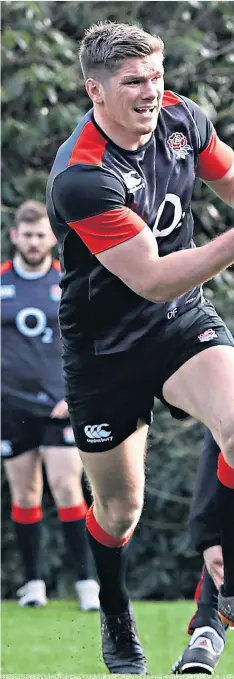  ??  ?? On the ball: Owen Farrell in training yesterday at Pennyhill Park