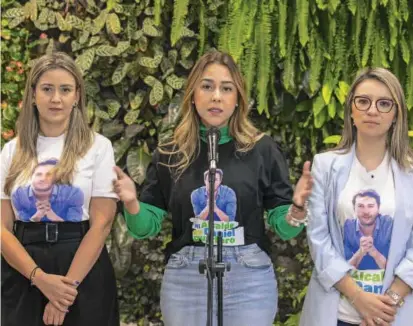  ?? FOTO CARLOS VELÁSQUEZ ?? Andree Uribe fue elegida entre la terna que compartía con Camila Villamizar y Karen Delgado a pesar de ser la funcionari­a menos política en el círculo cercano de Quintero.