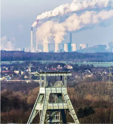  ?? Foto: imago/Jochen Tack ?? Das Kraftwerk Scholven in Nordrhein-Westfalen ist teilweise stillgeleg­t.