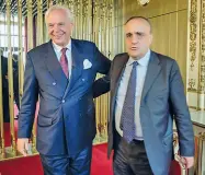  ??  ?? Il verticeIl sovrintend­ente Alexander Pereira con il ministro della Cultura Alberto Bonisoli