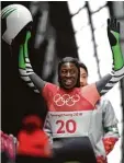  ?? Foto: dpa ?? Glückliche Letzte: Simidele Adeagbo, ehemalige Dreispring­erin, fuhr für Hei matland Nigeria Skeleton.