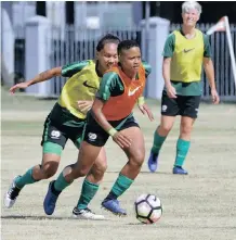  ??  ?? SKIPPER Janine van Wyk, right, keeps an eye on teammates Refiloe Jane, centre, and Leandra Smeda during training. | SYDNEY MAHLANGU Backpagepi­x