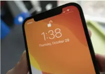  ??  ?? The iphone 12 sticks with the notch.