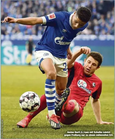  ??  ?? Amine Harit (l.) kam mit Schalke zuletzt gegen Freiburg nur zu einem mühevollen 0:0.