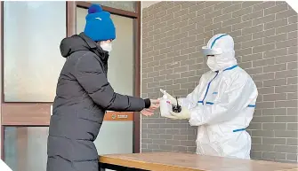  ?? FOTO: AFP ?? Las medidas de salud seguirán en cada una de las sedes de la justa Olímpica.