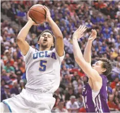  ?? ROBERT HANASHIRO, USA TODAY SPORTS ?? Guard Kyle Anderson finished with 15 points to help UCLA reach its first regional semifinal since 2008.