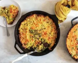  ?? ANDREW SCRIVANI/THE NEW YORK TIMES ?? Spring onion and cheese potato cake, two ways.