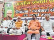  ?? HT PHOTO ?? Haryana chief minister Manohar Lal Khattar and other BJP leaders ■ during a meeting with party workers in Karnal on Thursday