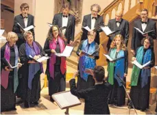  ?? FOTO: BLANKENHOR­N ?? Der Kammerchor Maulbronn hat das Publikum in der Bopfinger Stadtkirch­e begeistert.