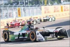  ??  ?? ALEMANIA. Abt y su Audi fueron los triunfador­es es del ePrix de Berlín.