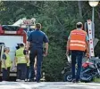  ?? Fotos: Wolfgang Widemann ?? An diesem Bahnüberga­ng in der Wem dinger Straße in Harburg passierte am Freitagmor­gen der tödliche Unfall.