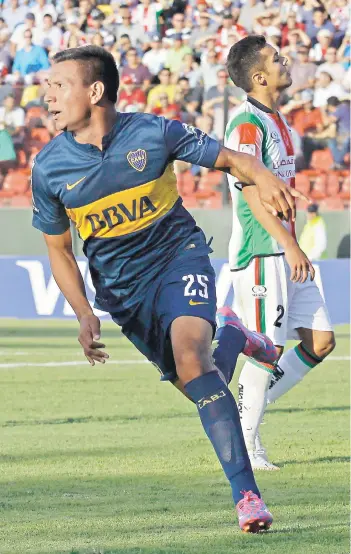  ?? FOTO: EFE ?? Chávez celebra la apertura de la cuenta para Boca Juniors.