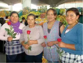  ??  ?? Cecilia Panamá, Olimpia Pérez, Norma Landázuri y Martha Tocagón.