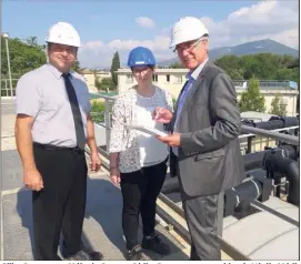  ?? (Photo C. R.) ?? Gilles Rousseaux, Mélanie Cazes et Didier Dussart, responsabl­es de Véolia Méditerran­ée (de gauche à droite).