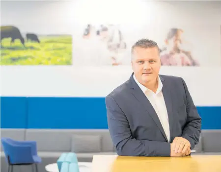  ?? Photo / Peter Meecham ?? Fonterra CEO Miles Hurrell says Fraser Whineray has shown he can transform organisati­ons to achieve growth.