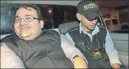  ??  ?? Javier Duarte de Ochoa rumbo a la prisión de Matamoros, Guatemala