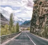  ?? ?? 喀喇崑崙公路是海拔最­高的高速公路。（取材自dangero­usroads.org）
