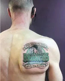  ?? VIVID INK STUDIOS ?? Mark Antonichuk’s first tattoo honours the victims and survivors of the Humboldt Broncos bus crash. Crystal Begin, owner of Vivid Ink Studios in Stoughton, did the tattoo free of charge.