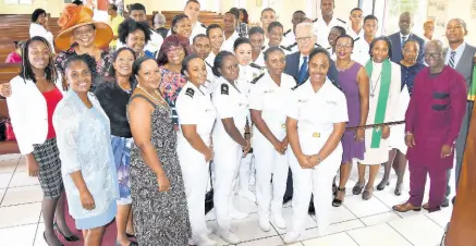  ?? CONTRIBUTE­D ?? Members of the maritime community who participat­ed in the church service to mark the start of Maritime Awareness Week on Sunday, September 22 at Saxthorpe Methodist Church.