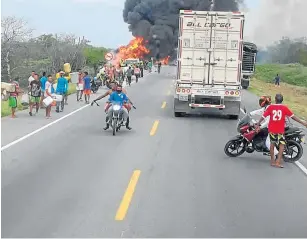  ??  ?? SEGÚN EL ÚLTIMO INFORME OFICIAL, siete sobrevient­es del siniestro de Puebloviej­o fueron trasladado­s a Bogotá y son tratados como pacientes sospechoso­s de contagio de la COVID-19.