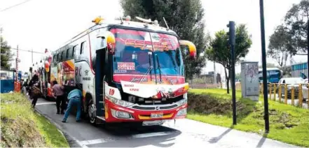  ??  ?? CONTROLES. El plazo para la colocación del dispositiv­o se cumple el lunes.