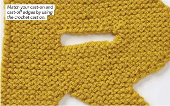  ??  ?? Match your cast-on and cast-off edges by using the crochet cast on.